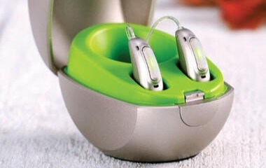 Şarjlı İşitme Cihazları